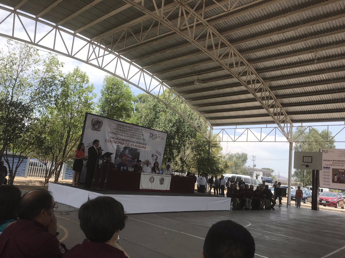 _RobledoJM's tweet photo. #EST40 en la Ceremonia de Clausura de la Demostración Estatal Académica, Tecnológica y Cultural de Escuelas Secundarias Técnicas #EtapaEstatal sede: #EST1 #Durango https://t.co/kZboXWjE1y