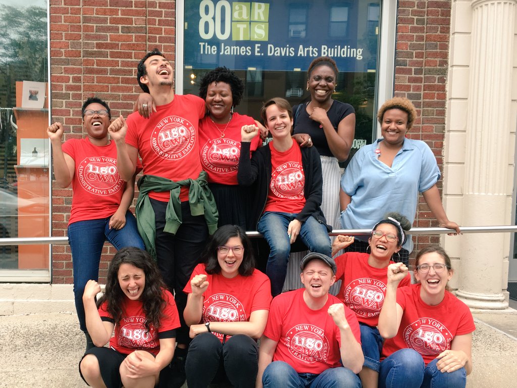 StoryCorpsUnion's tweet photo. Remember us? We're still here and fighting for a first contract. As @StoryCorps workers, we're creating a better workplace for future employees and attaining the vision of #StudsTerkel, on whose ideals this organization is based. Please RT your support! #1u #StandWithStoryCorps https://t.co/wuKe8rEvPn