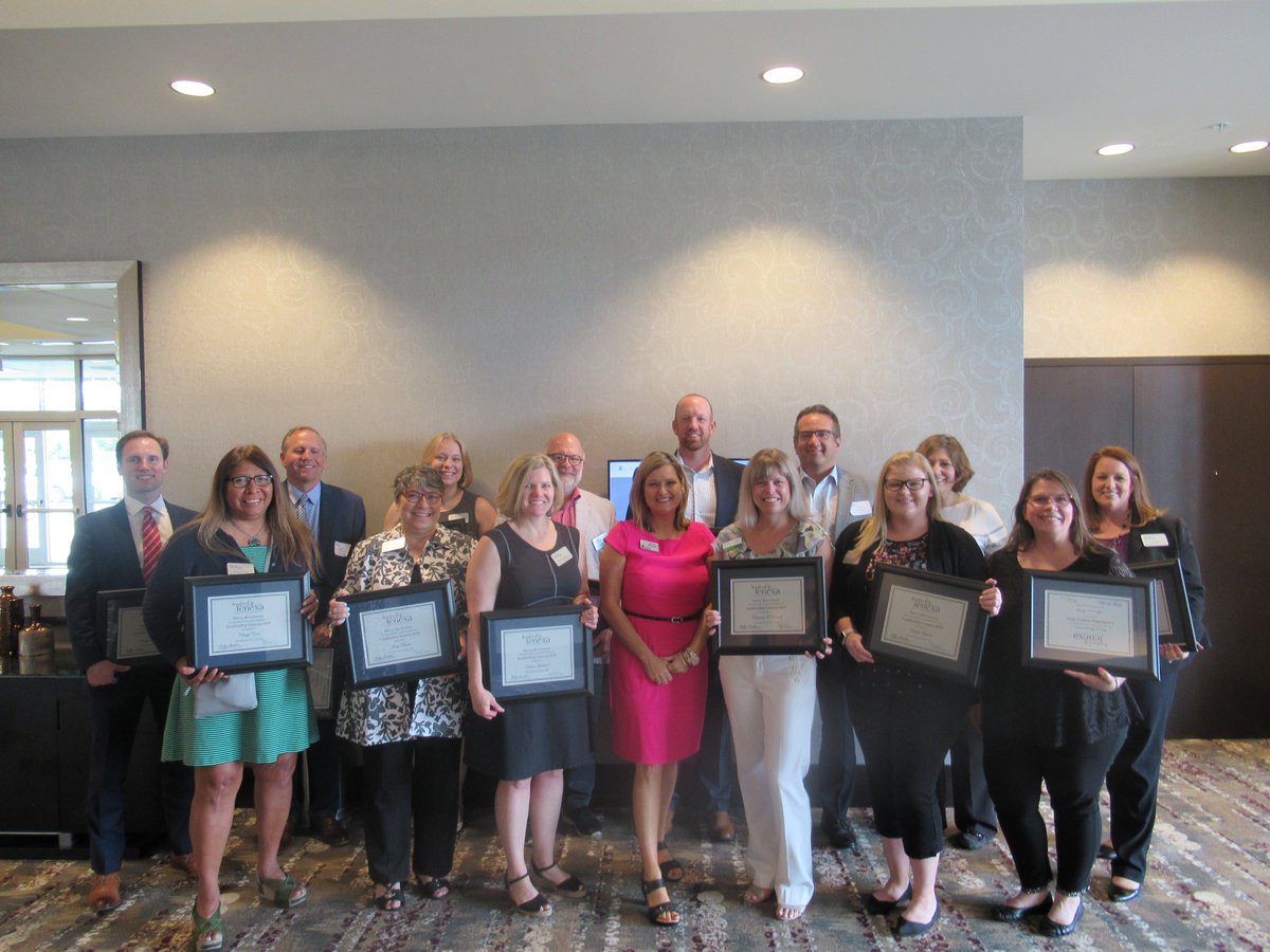 LenexaChamber's tweet photo. Congratulations to the Leadership Lenexa class of 2019 on their graduation today! Great Job! #celebrate #congrats #lenexa https://t.co/nZ0l2J8hYL
