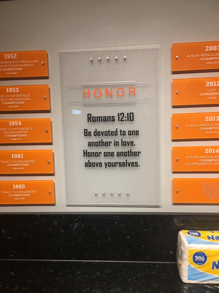 brady_oc14's tweet photo. Shoutout to Coach Kummer and Coach Gary for their hospitality while on their campus. Big things ahead for their program ! https://t.co/Tcv4a6PtS7