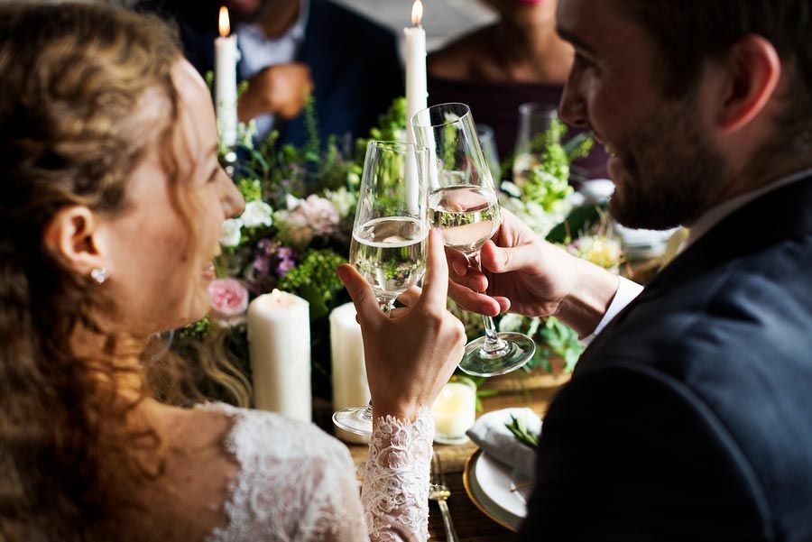 VillaRagusa's tweet image. Make sure to steal away moments at your wedding, these are the ones you'll remember most.

#lovenotes #weddingmoments #weddingtoast #letscelebrate