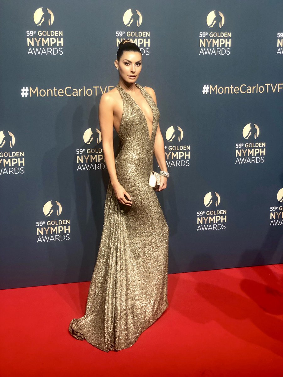 CandicePascal_'s tweet image. Cérémonie de Clôture du 59ème Festival de télévision de Monte Carlo.
Hairstylist @loris_binotto
Dress @sami_nouri_paris @festivaltvmc