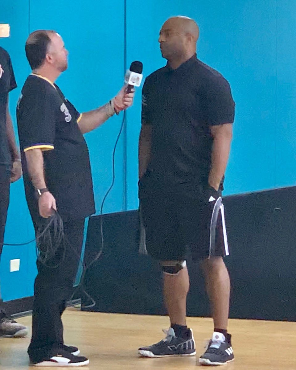 2019 Super 60 Showdown Bahamas
Tim Fields talks to a Bahamian television reporter on the mission of this showcase...
#Super60 #Nassau #Bahamas #GetMeRecruited