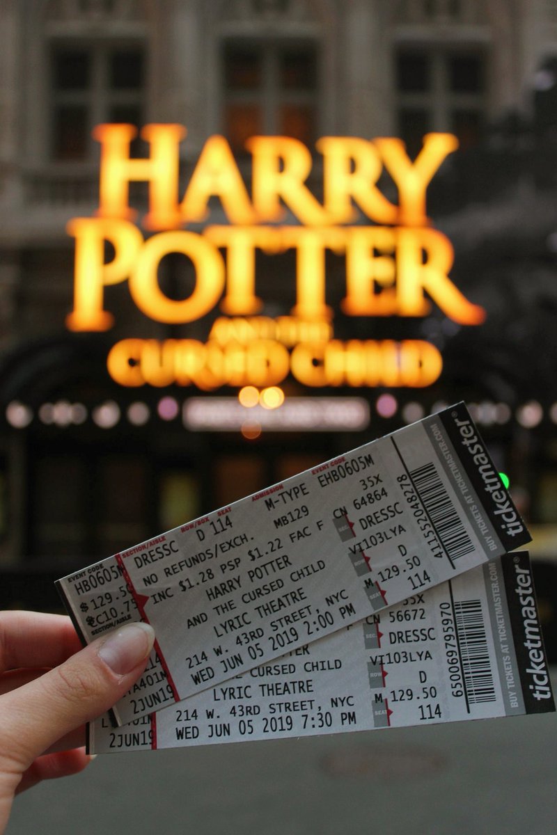 annikareuter97's tweet photo. the future is mine to make!⚡
#KeepTheSecrets #hpplaynyc #hpplayus https://t.co/RbrdCXPmpn