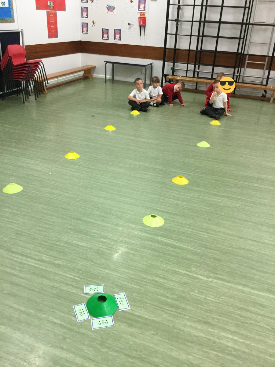 MD_Class1's tweet photo. We had a quick warm up in phonics today recalling our knowledge of CVC words. The children loved competing against each other in a simple obstacle course. #MD_reading @MD_MrsThompson https://t.co/5mDBJdTIMS