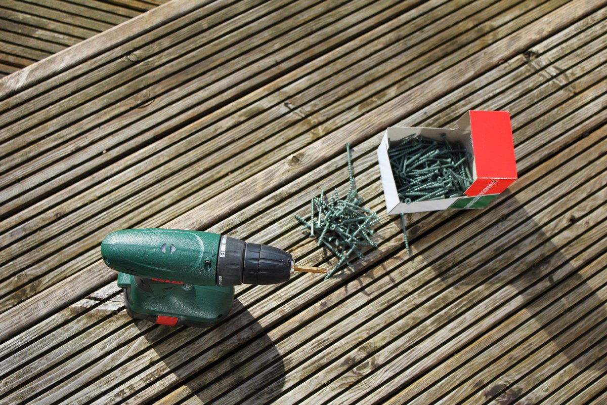 Low maintenance doesn't mean No maintenance!

Read our blog post for some tips on how to maintain, clean and look after your decking.

👉Read Blog here: bit.ly/2MZugwR

#WednesdayWisdom #decking #gardendesign #patio #gardening