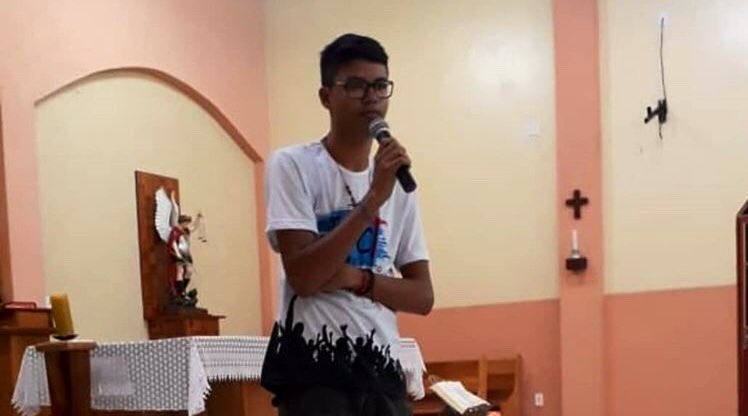 PJDioceseRB's tweet photo. "A Pastoral da Juventude tem uma história, uma espiritualidade e uma beleza que marcam as vidas de muitos jovens e muitas jovens.”
Encontro da PJ da Paróquia São Paulo Apóstolo, sobre história e identidade da Pastoral da Juventude.
#PJDiocesedeRioBranco https://t.co/0zAhvqSpWz