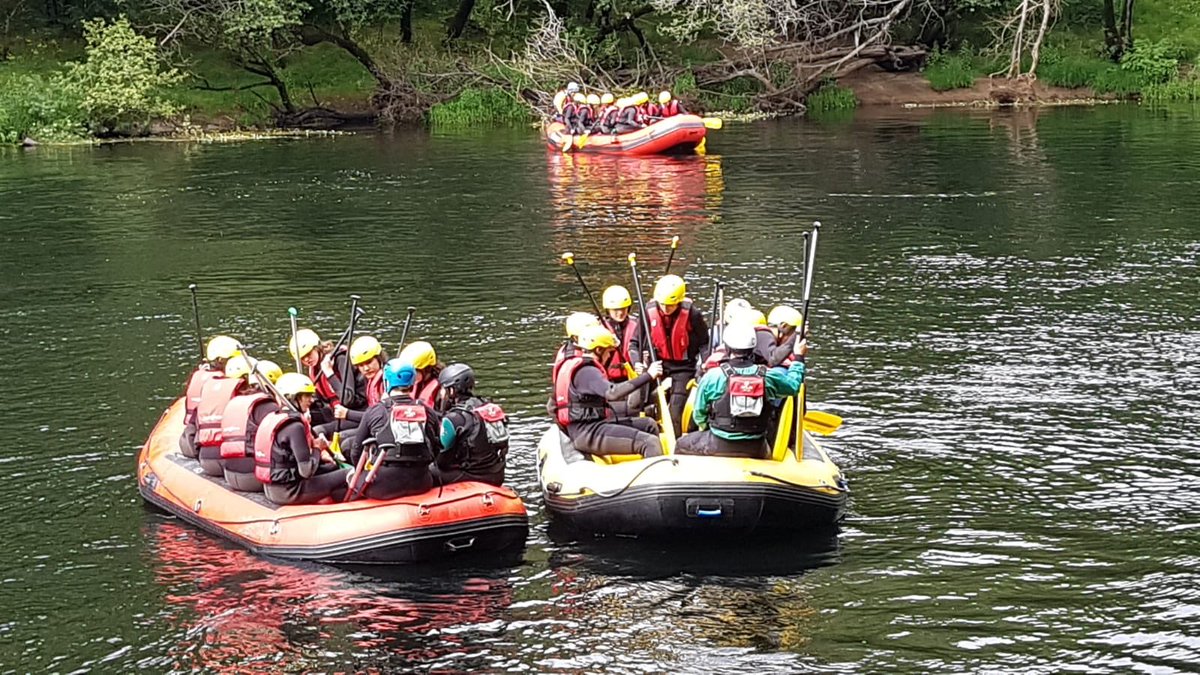 maristasourense's tweet image. Tarde de rafting en el Ulla. #3eso #excursionesfindecurso #somosmaristas