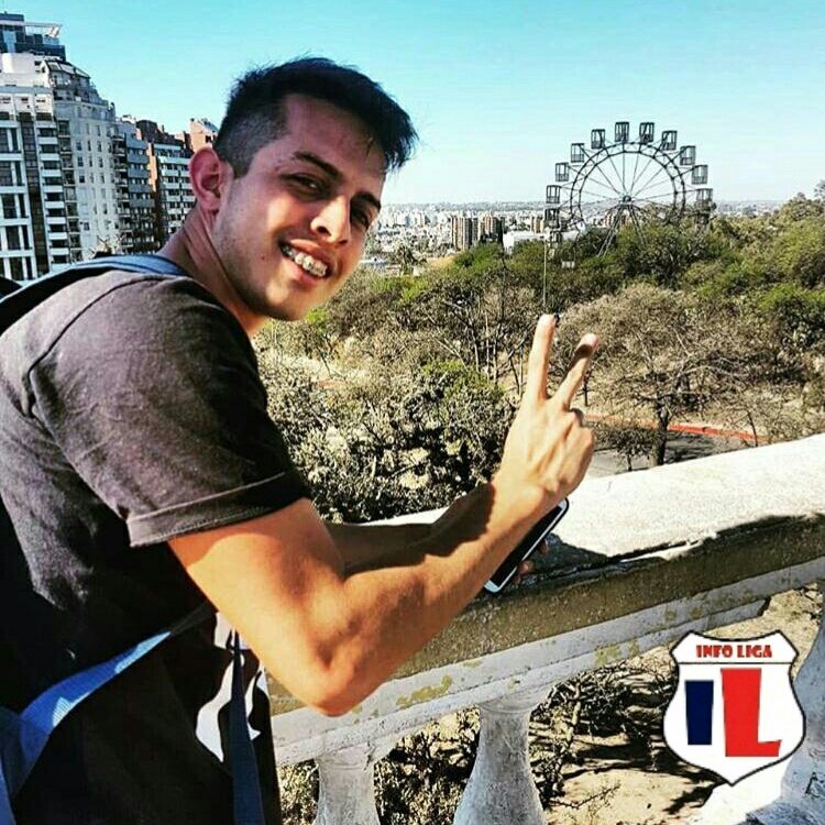 SOLIDARIDAD | El jugador de la Reserva de #Atalaya, Frank Ramírez, de origen venezolano, perdió su pasaporte y eso le impedirá salir del país. Necesita dicha documentación de manera urgente, ya que debe realizar un viaje a Portugal. Ofrece recompensa. 

Contacto: 3512876826