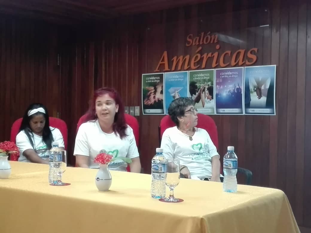 <a href="/AicaLaboratorio/">Laboratorios Aica</a> #Medsol y la #DNA, profundizan sobre el uso del #Tramadol en el Taller de Drogas de <a href="/BioCubaFarma/">BioCubaFarma</a>. Te Convidamos a #VivirSinDrogas, #TriunfarSinDrogas, #AmarSinDogas, #SoñarSinDrogas #CubaEsSalud <a href="/DrRobertoMOjeda/">Dr. Roberto Morales Ojeda</a> <a href="/MINSAPCuba/">Ministerio de Salud Pública de Cuba</a> @EdMartBCF <a href="/japortalmiranda/">José Angel Portal Miranda</a>