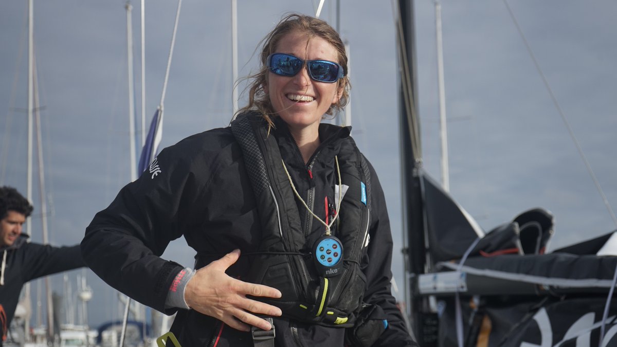 33ème de la troisième étape de <a href="/LaSolitaire_50e/">Berk Heddon</a> ! 
Cécile est arrivée en Baie de Morlaix à 20h 3min et 26 sec après 3j 5h 52mn 26sec en mer ! 
Grand sourire sur les pontons, Cécile est plutôt satisfaite de cette étape !