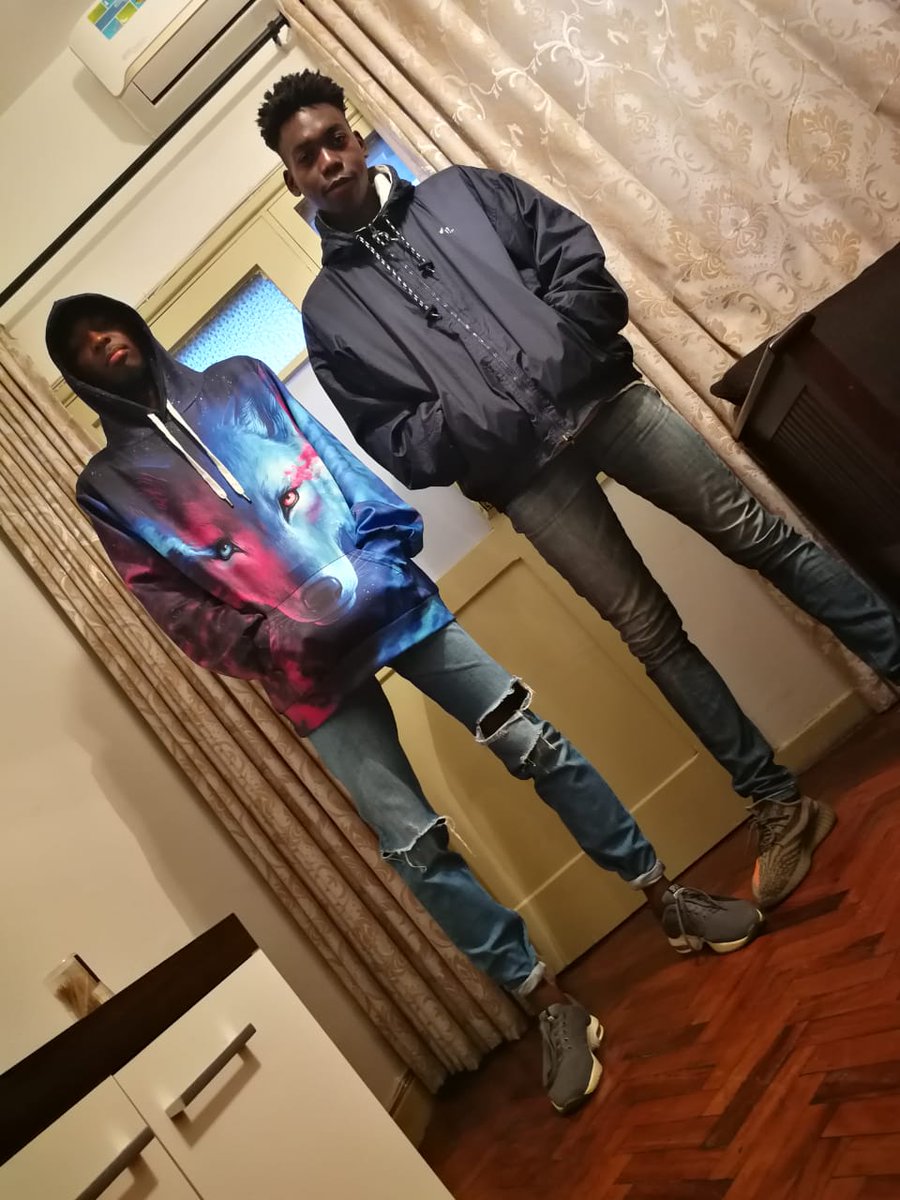 JrRoudMilly's tweet photo. Gang por detrás do #Nti #LoadingEP
É um facto que a União faz a força, and we'll prove u
Sexta sai a primeira, hope um enjoy https://t.co/f7hdof2bbk