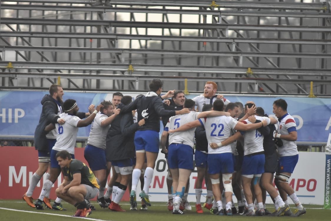 Wru20A's tweet photo. El sábado 22, 15.30hs en el Hipódromo, Australia 🇦🇺 y Francia 🇫🇷 juegan la GRAN final! 🏉🏆
.
.
Conseguí tu entrada en Ticketek 📲
.
.
#WorldRugbyU20s #FutureStarsOfRugby #Argentina2019 #SantaFe2019 https://t.co/R74JQ769ns