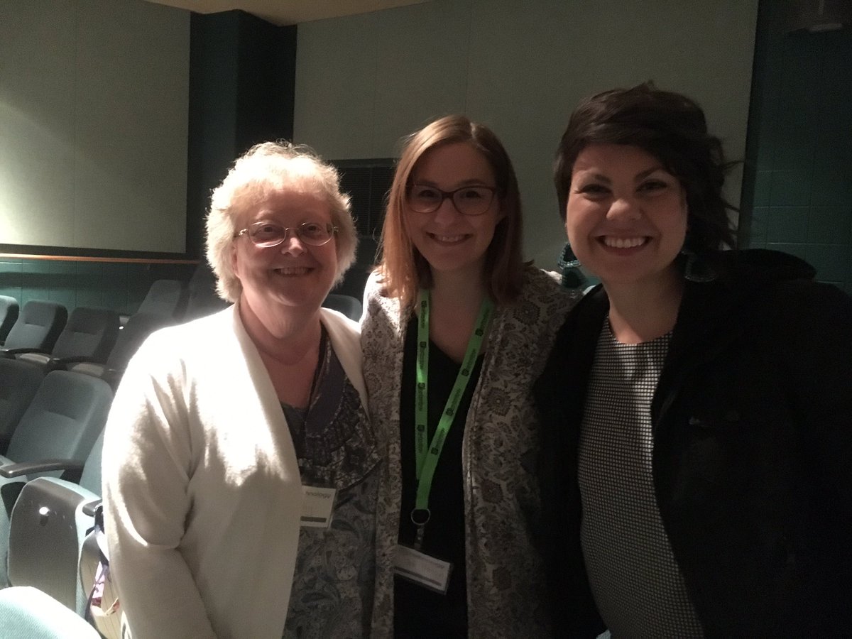 mrsjodihanson's tweet photo. Fun with these ladies at the #e3tech conference today! @WCS_District @evieshampoo 🤓 https://t.co/xlCCA0WvKk