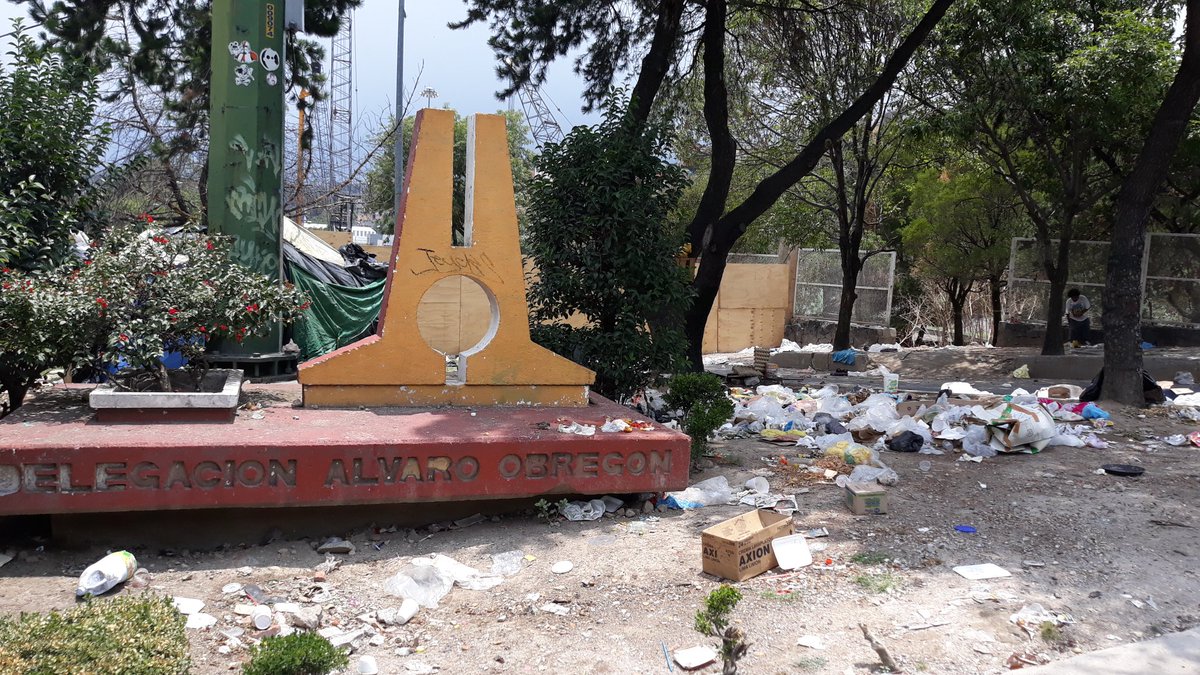 Daniel_ChFlores's tweet photo. Si llegas a la terminal de Observatorio, en ese caso bienvenido a la @AlcaldiaAO esperemos tu paso y estancia sean de tu agrado.
 @Claudiashein #AlcaldiaAlvaroObregon #ClaudiaSheinbaum https://t.co/a11sK4ATT8