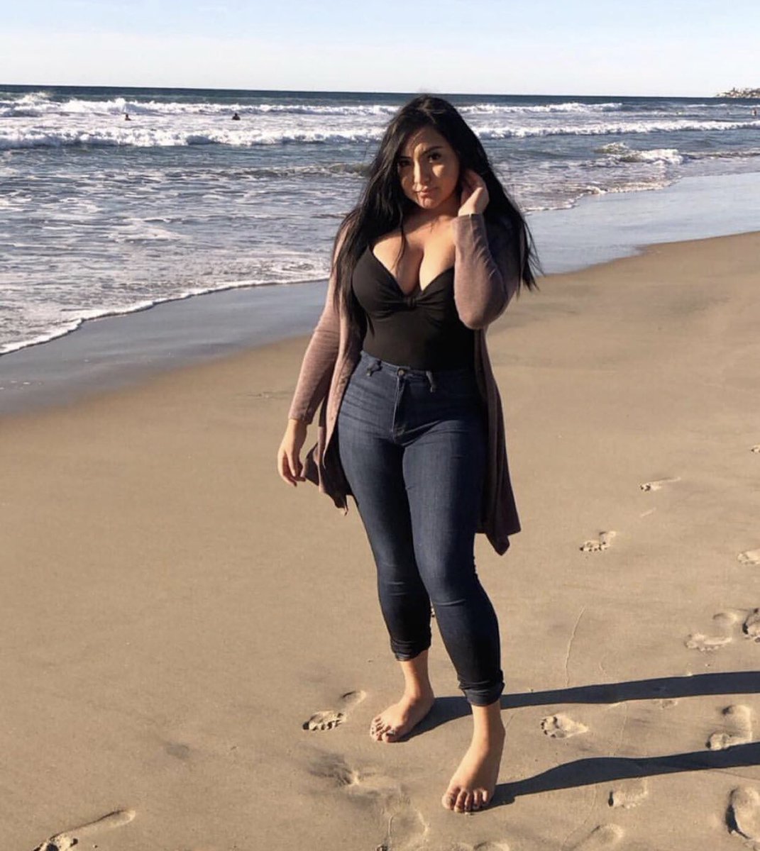jennymilftits's tweet photo. Really just want to be covered in a big warm load, prob won’t get one anyway #horny #cumtribute #bigtits #feet #teen #wet #pussy #cum #bbc #cock #dick #bigass #thick https://t.co/rioWVA5rtf