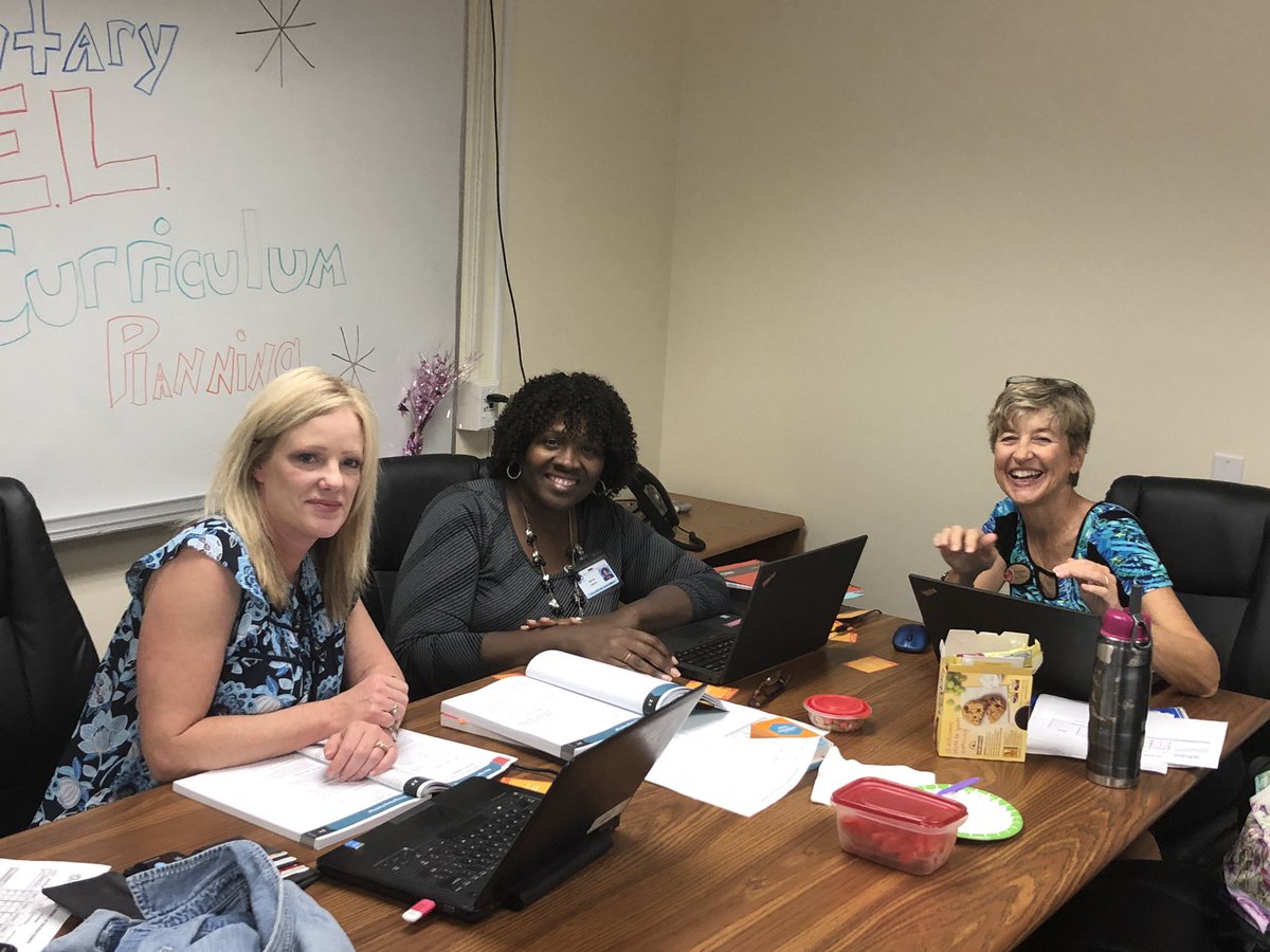 vcsStdntGovRel's tweet image. Day two of school counselor and SEL TOA collaboration. You&apos;re going to love what they have planned for the 2019-2020 SY. @vscavolusia @sel_vcs #SELebrate @AmyLaBoscoHall
