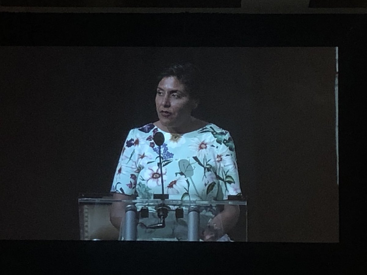 ColleenPound's tweet photo. Thank you @SandipLalli @CalgaryChamber @JimDewald @haskayneschool @UCalgary for hosting us at the #DBLA distinguished business leader award, honouring #MikeCulbert, Chair @petronasca focused on #ethicalleadership @CalgFoundation https://t.co/58VAPoEPSu