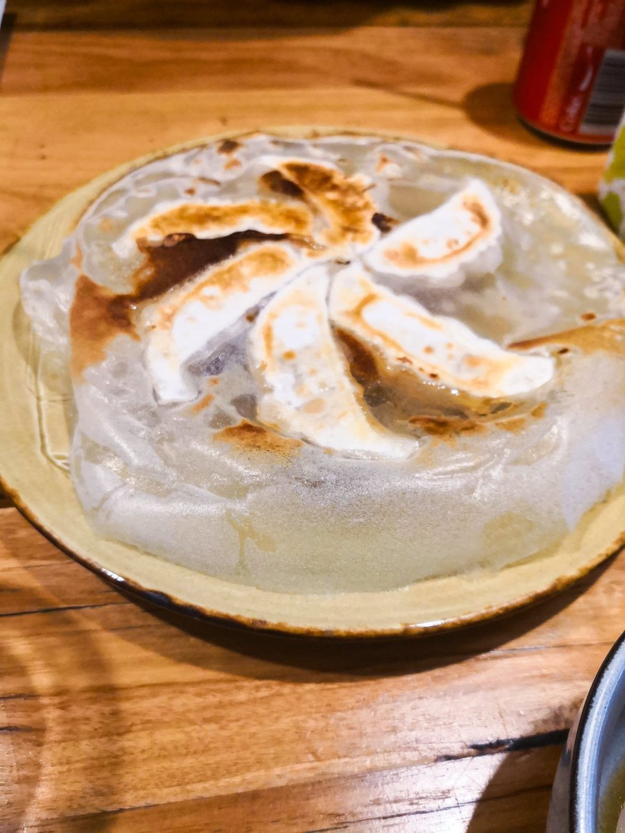 Quaffables's tweet image. If you&apos;re looking for something to warm your bones on these chilly days #MisoyaSakeBar is the perfect remedy!

Of all the delectable offerings we strongly recommend getting stuck into their special ramen, agedashi tofu and the pork gyoza... Yum😋🍜 

#Quaffables #Ramen #FoodPorn