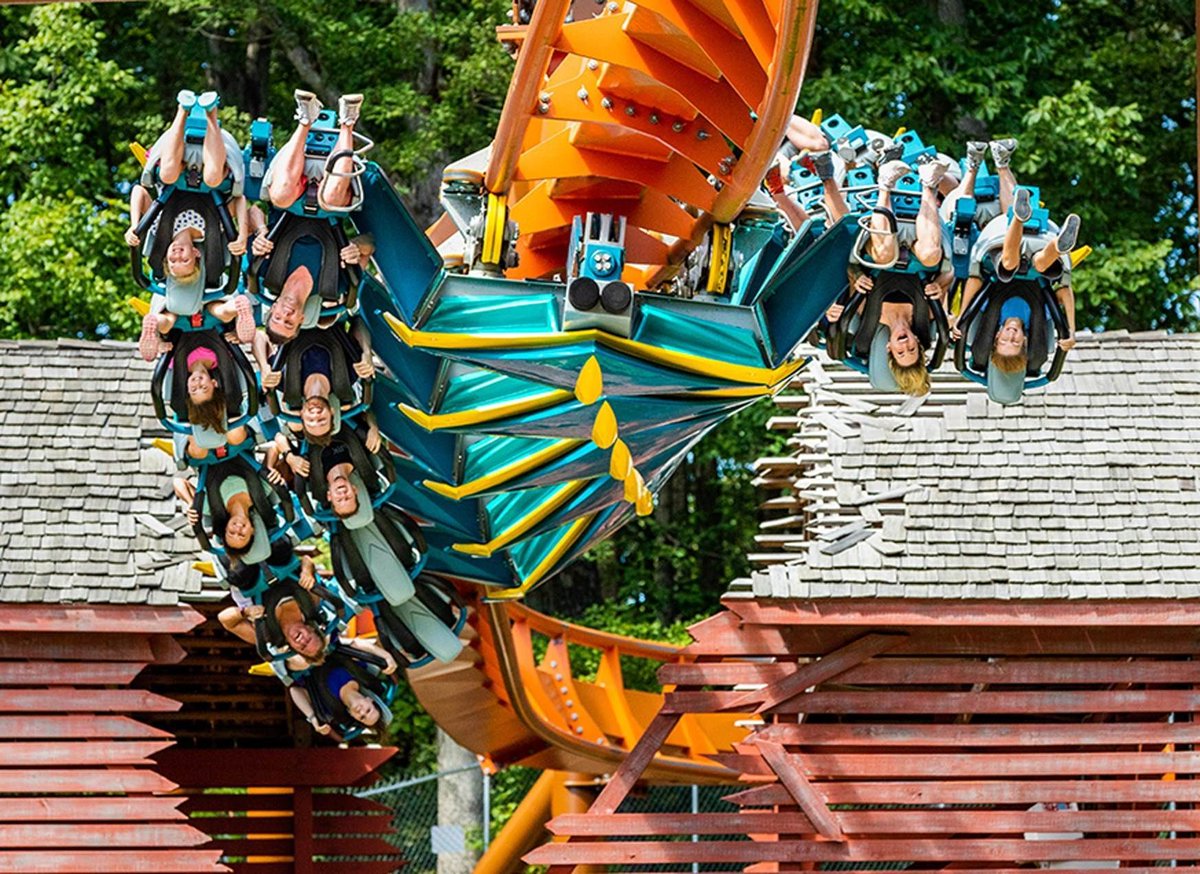 CONTEST: Win a Getaway for Four to <a href="/SantaClausInd/">Santa Claus, Indiana</a> and <a href="/HolidayWorld/">Holiday World</a>!

Enter to win: bit.ly/2u9UqjX

#visitindiana #VisitINSantaClaus