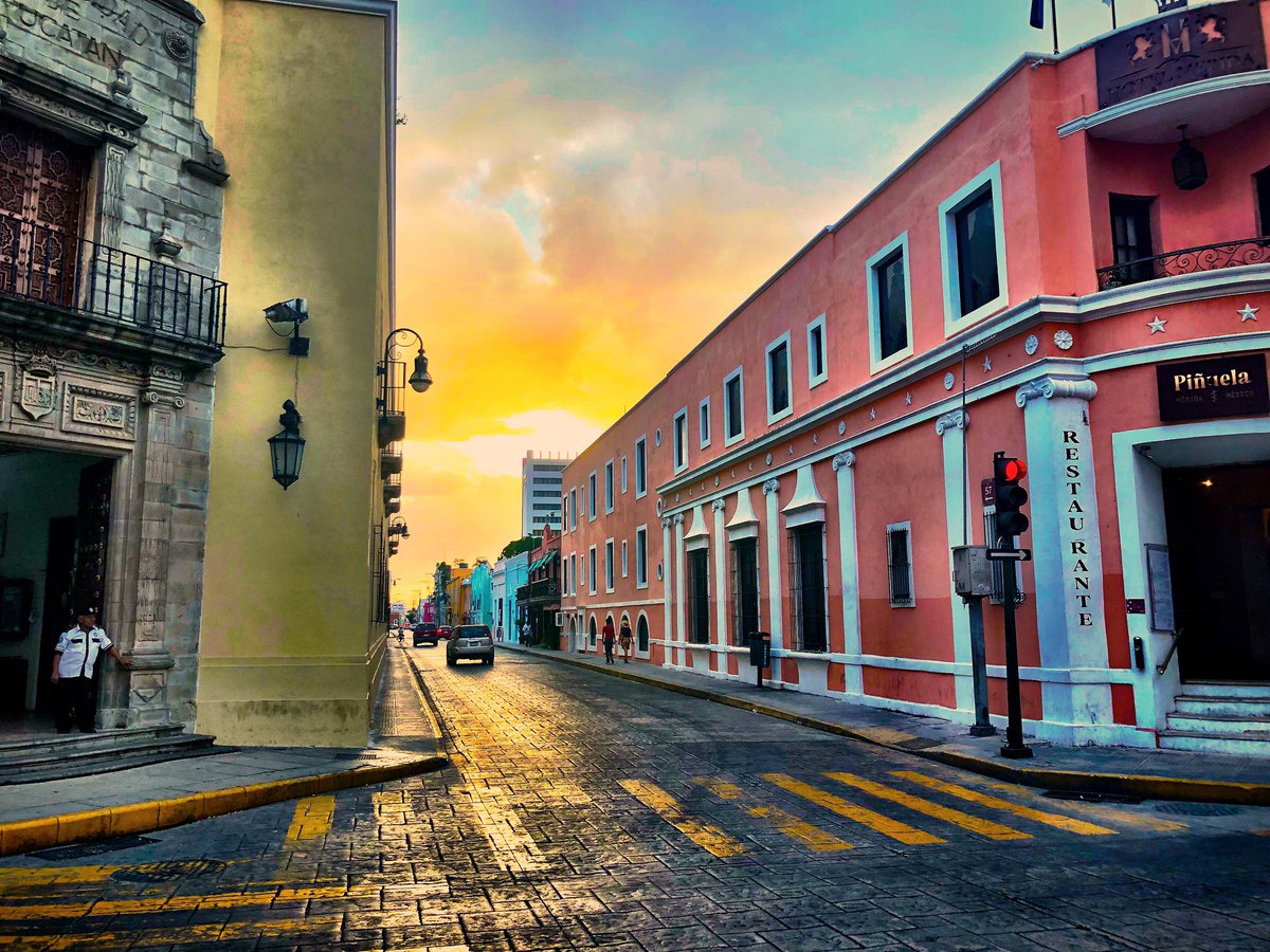 miguelramose's tweet photo. Atardecer en #Mérida
☀️
#yucatan #yucatán #yucatanmexico #visitmexico #mexicotravel #mexico #sun #sunset #street #tourism #pic #picoftheday #photo #streetstyle #streetphotography #sunsets #sunsetlover #turismo #tourist #merida #meridayucatan #ig_merida #photography https://t.co/9D0Fs5jf71
