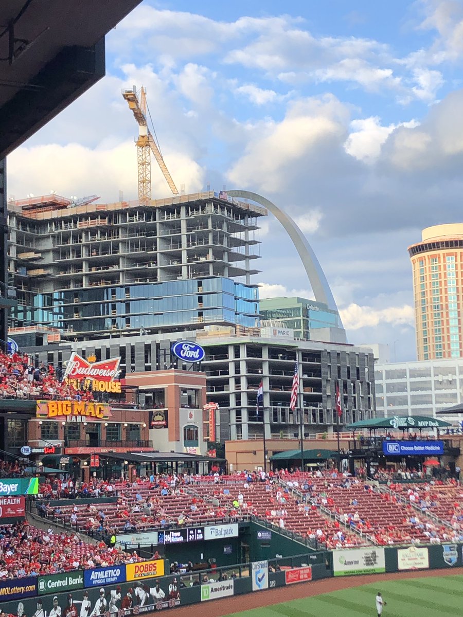 JoffreyPolke's tweet photo. St. Louis Cardinals, Diamond Resorts style! @CaddyDaddy13  @RyanRizalado @JazCarter7 @drjones_22 @amaysng20 #NoOneHasItBetterThanUs
#EmployerOfChoice
#OneTeamMo
#AboveTheLine
#EastMode
#DiamondCareers
#WhyAreYouNotHere https://t.co/SvBQCaIv9Z