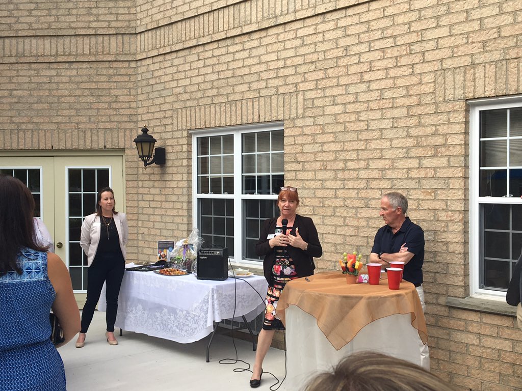 nancy_orr's tweet photo. Good to connect @stratfordchambr BA5 @ Chartwell Anne Hathaway Retirement Residence. Beautiful outdoor setting to mix the wisdom of age with the enthusiasm of youth.  DYK - there is a seniors version of make a wish?  DYK-we had students from Stratford at the DECA internationals? https://t.co/vBggxR0b7Y