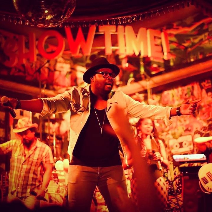 Eric Oulla tweet media