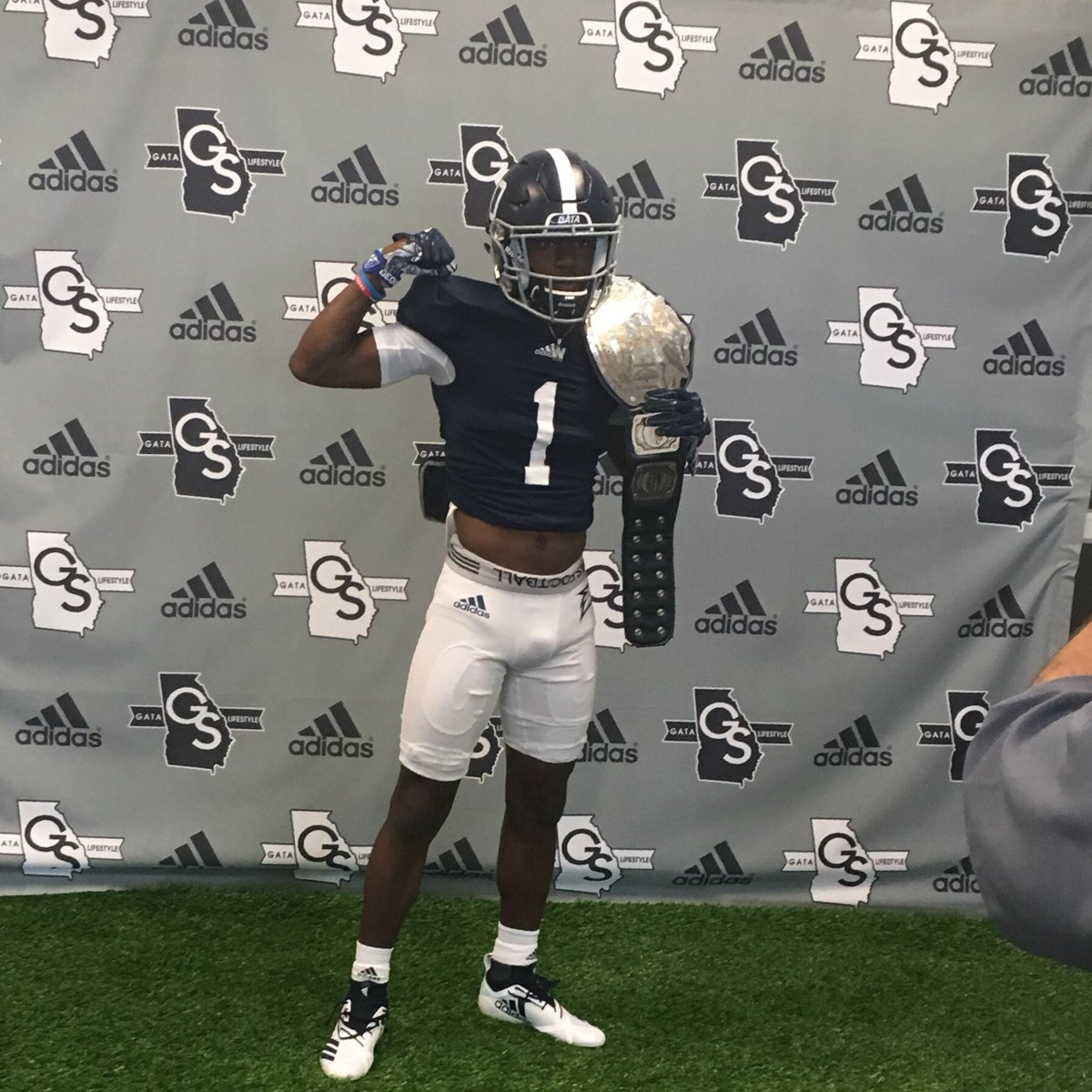 la_wester's tweet photo. Great unofficial at Georgia southern 🕺🏽💯@Coach_Dodge @PalmettoFBall @AdrianMcphers5 @cucci_pat https://t.co/IEGITNjlGi
