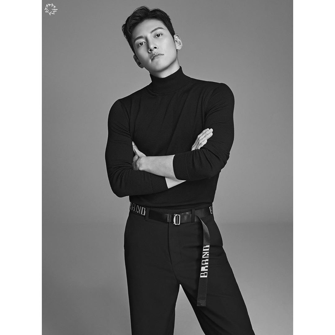 Luna Y Piña (HIATUS) tweet media