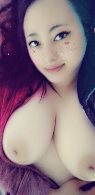 Get my premium snap ($15.99) for exclusive photos, videos, and discounts off my @ManyVids !  I accept<a href="/tag/snapchat"class="tags"><span>#snapchat</span></a><a href="/tag/boobs"class="tags"><span>#boobs</span></a><a href="/tag/bigboobs"class="tags"><span>#bigboobs</span></a><a href="/tag/nsfw"class="tags"><span>#nsfw</span></a><a href="/tag/premiumsnap"class="tags"><span>#premiumsnap</span></a>