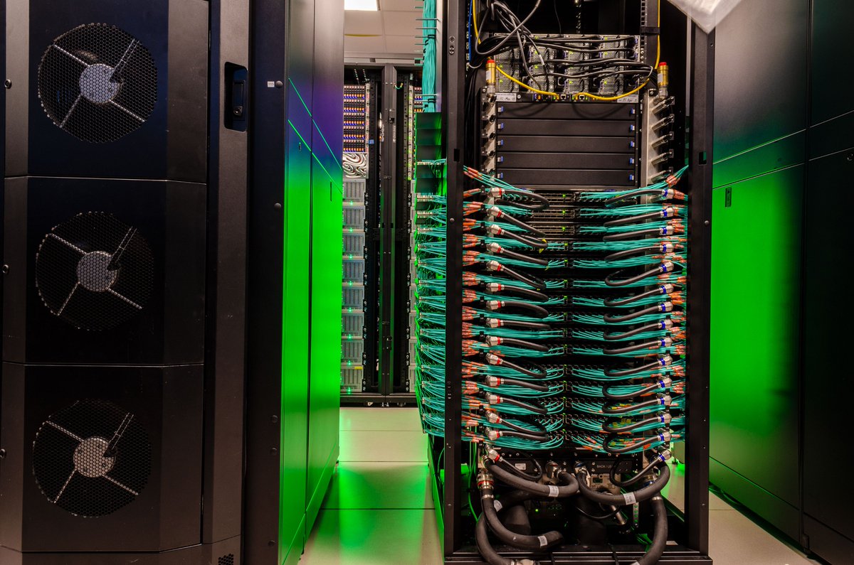 intelnews's tweet image. The Frontera supercomputer at the @TACC is listed as the 5th most powerful supercomputer in the world. Powered by #XeonScalable. @top500supercomp @ISChpc #isc19 bit.ly/2XjGX9C