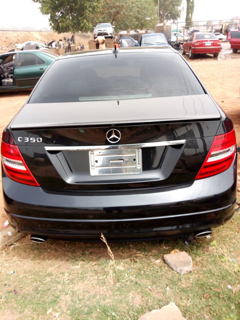 zimantrust's tweet photo. Super sound 🔥🔥
Mercedes C350
Buy &amp; drive 👌🏼👌
For more enquiry 📞09081808651
#Automobile #cars #Automotive 
#bestdeal #zimantrust #kano #kaduna https://t.co/5Aoo0BiNNA