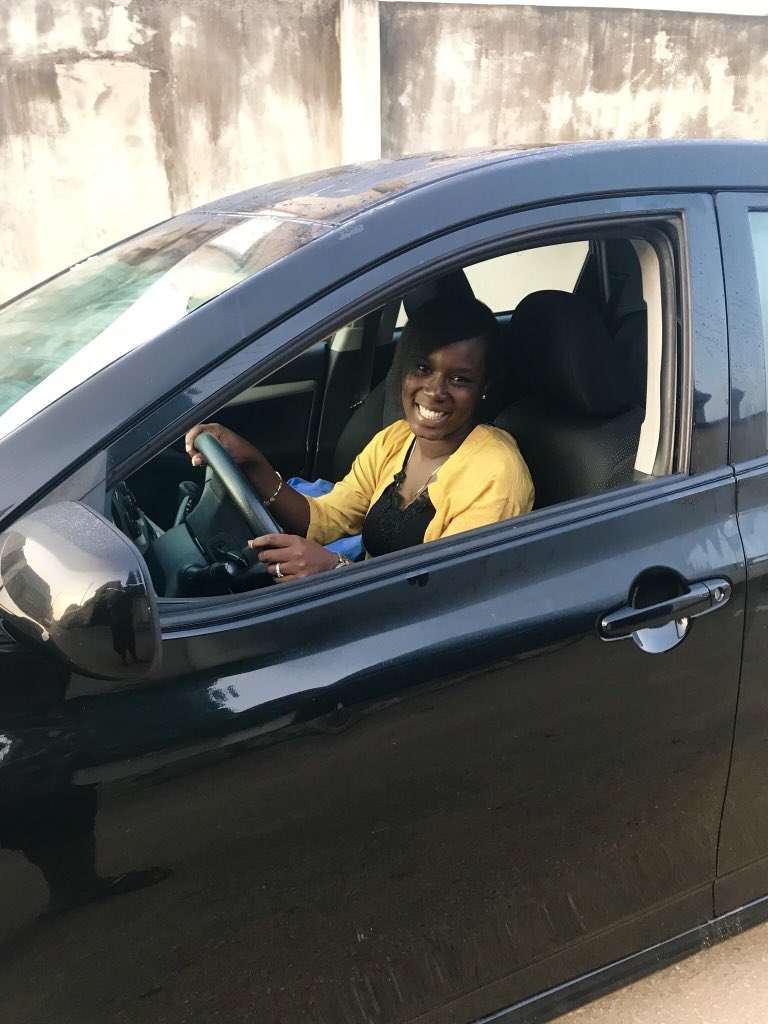 NomeyJmakeovers's tweet image. I never expected i would buy myself a car anytime soon, but with God and hard work 💃🏻 i did it . super proud of this young queen 🙏🏼 Retweet to encourage young girls that they can make it if they work
