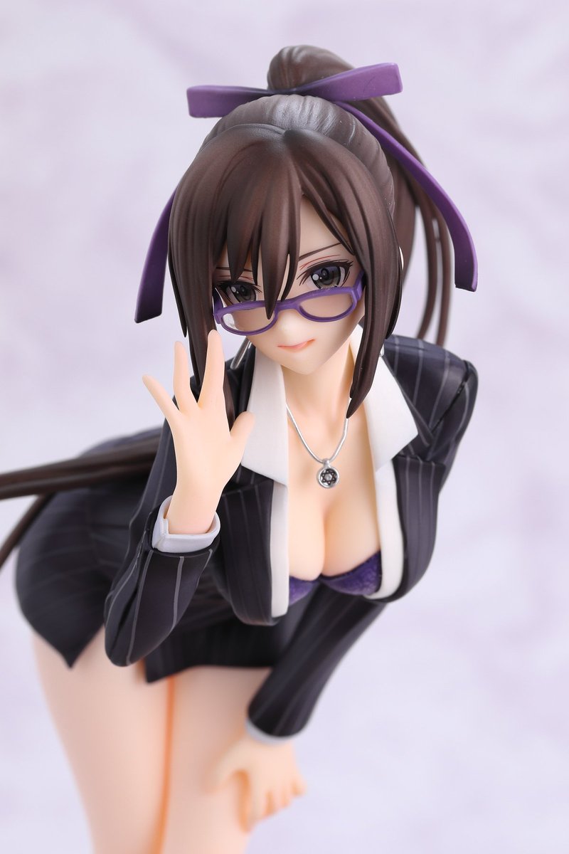 シャイニングシリーズの美少女フィギュアのサクヤ-女教師Ver.-が