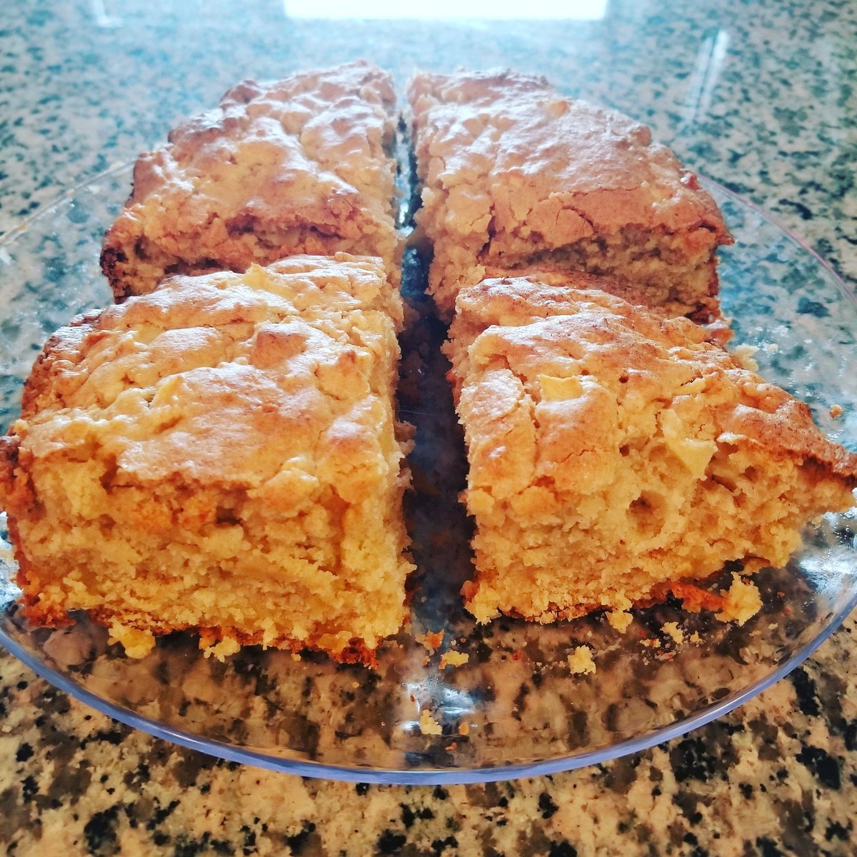 susankalexander's tweet image. Rainy day = time to bake apple bread.  #smellssogood #yumny #breadsofinstagram #bread
