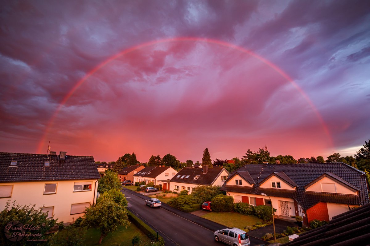 #Naturschauspiel am #Abend... Das Ergebnis der letzten heißen Tage...
#Unwetter #Gewitter #Regenbogen #Kamen #Methler #Blitz #Donner #Natur #Himmel #Regen #Hagel

© Frank Heldt