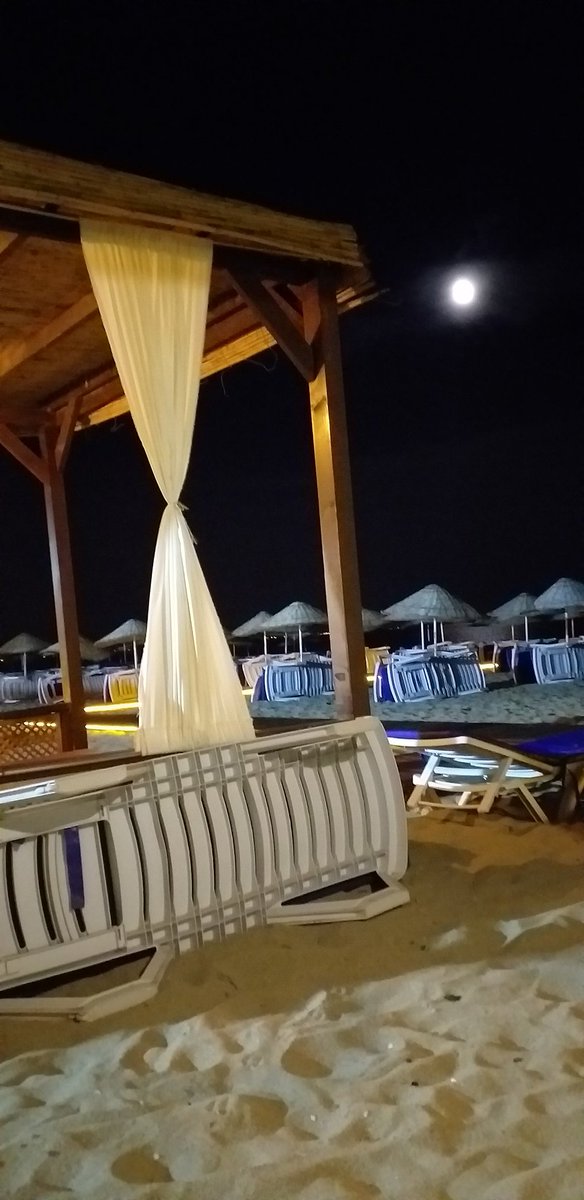 Sarımsaklı geceleri dolunay eşliğinde bi başka.....