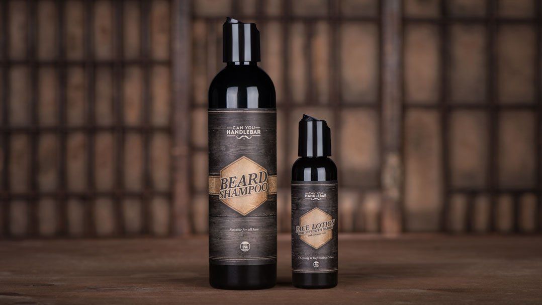 CanYouHandlebar's tweet photo. Summer is here and the temptation to shave your beard can be very great. Don't do it! Learn more about stopping beard itch here:  https://t.co/kQxcBkKPrw

#bearditch
#beardlife https://t.co/YQfetmm9eo