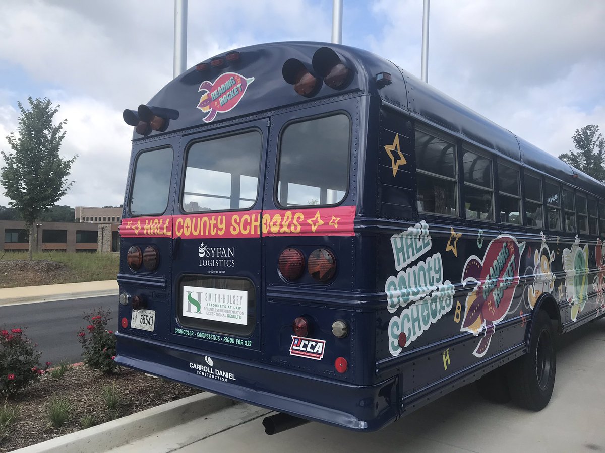 ehhs_jenngibson's tweet image. I’m so proud of @hallcomediaspec and this labor of love that’s been a year in the making. Our @Hall_Schools community is the best as countless people &amp;amp; businesses stepped up to make #LiteracyForHall happen with the #ReadingRocket renovation! @Hall_Schools #ReadersAreLeaders