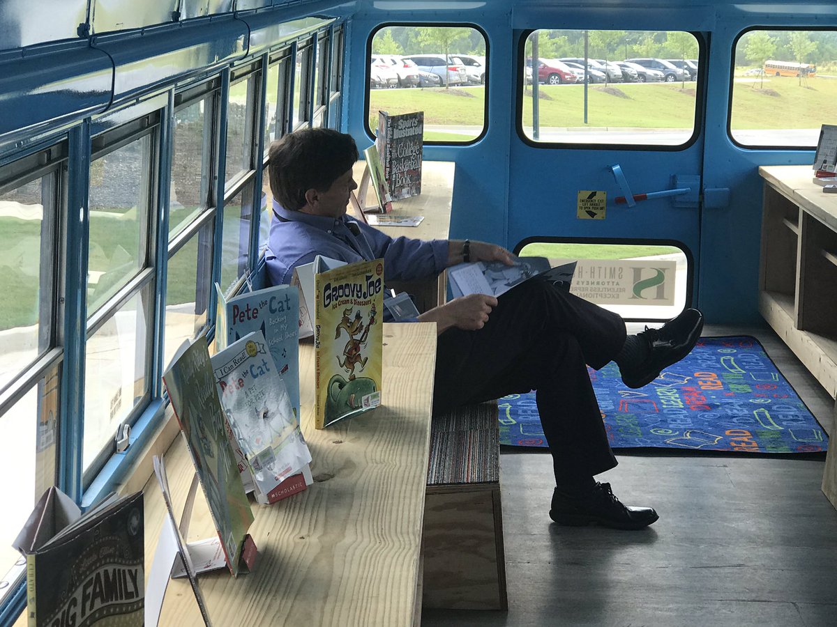 ehhs_jenngibson's tweet image. I’m so proud of @hallcomediaspec and this labor of love that’s been a year in the making. Our @Hall_Schools community is the best as countless people &amp;amp; businesses stepped up to make #LiteracyForHall happen with the #ReadingRocket renovation! @Hall_Schools #ReadersAreLeaders