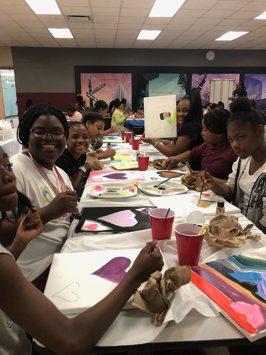 __JLDN's tweet photo. my heart is so full; I launched the start of my program #ProjectPATCH and today I touched hearts & lives and provided opportunity. i wish I could post a million pictures on here & had no limit on characters. my babies at John R always show me love! thank you God for choosing me https://t.co/xuk7urGNDx