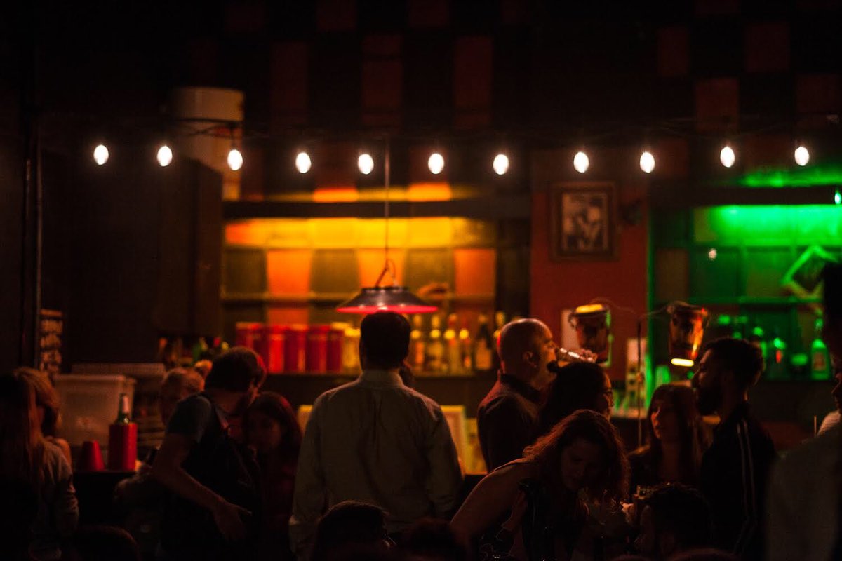 ElAfronte's tweet photo. La Maldita Milonga es, como saben, una suerte de hogar semanal, de cada miércoles, un refugio cultural para quienes aman (amamos) el tango, el baile y la música. Los miércoles son de milonga. Son de la Maldita. 
Ahí nos vemos 😉 https://t.co/QZgIhmcqA8