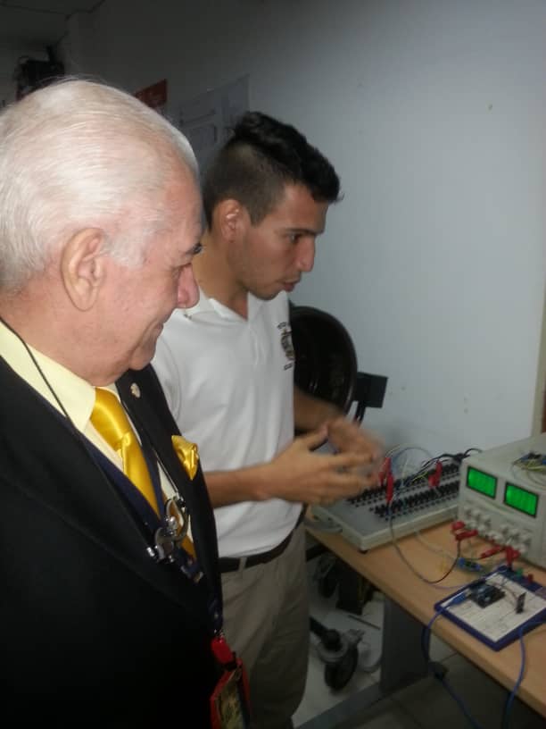 unefavidi's tweet photo. #AlMomento visita del vicerrector del @unefavidi de la @unefa_ve a DIANCA (diques y astilleros nacionales) con la finalidad de conocer sus proyectos de innovación #19Jun https://t.co/Xnzg4h14jn
