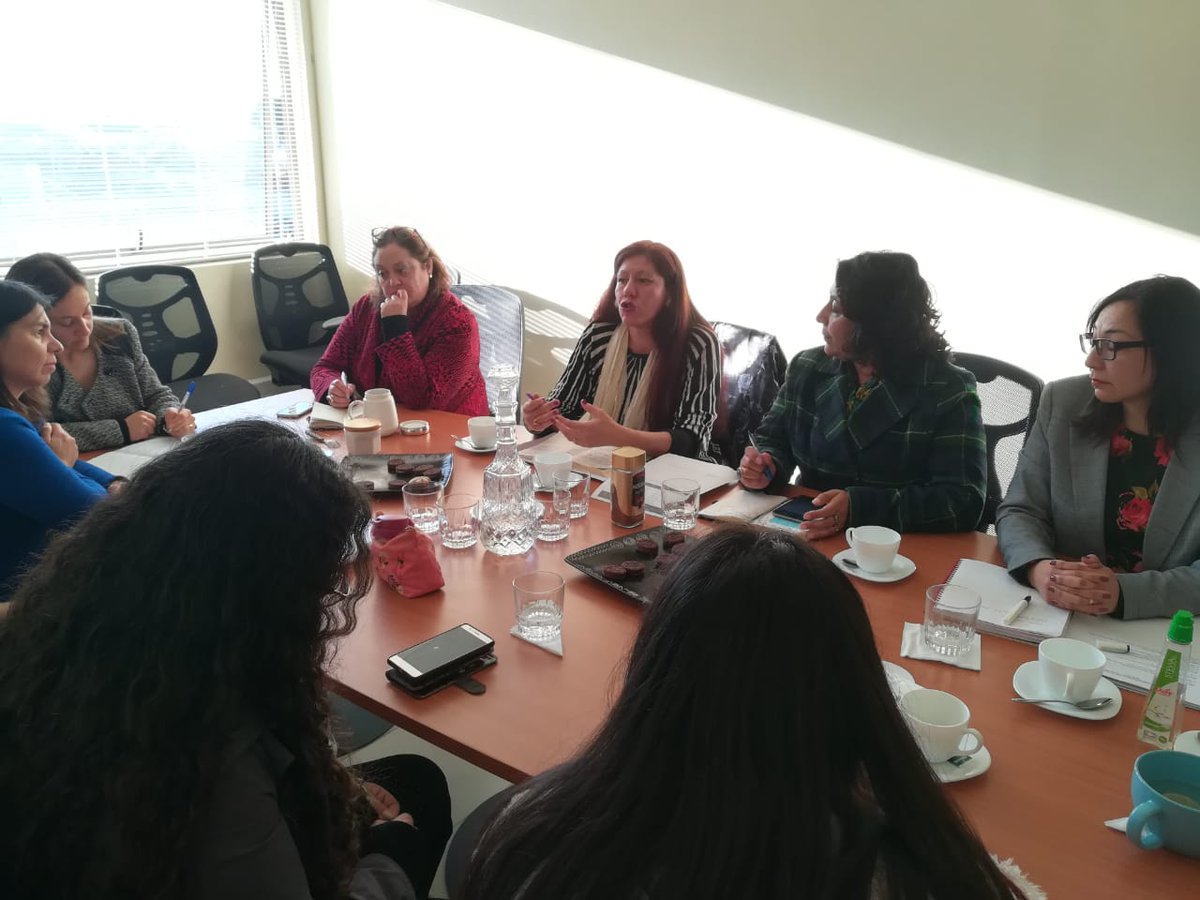 [En la semana]

✅Hemos sostenido mesas de trabajo con Tribunales de Familia de Andacollo y Coquimbo para coordinar acciones e instancias en beneficio del trabajo que se realiza por niños, niñas y adolescentes 🧒🏻👧🏻👶🏽 de la Región de #Coquimbo.
