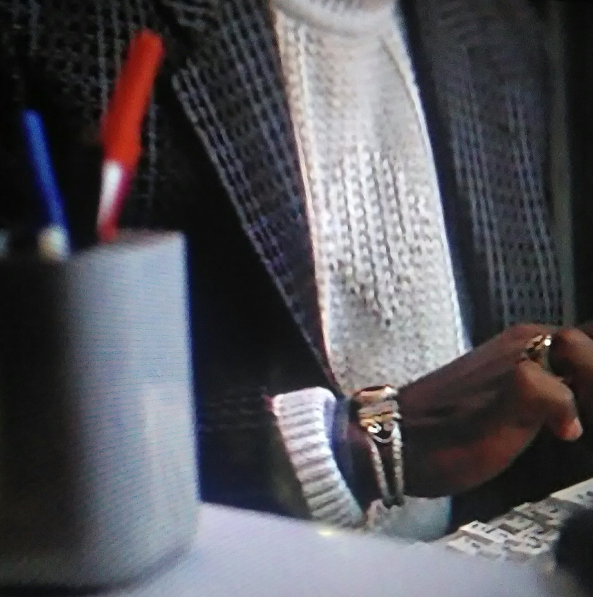 IyNuk's tweet photo. @Russo_Brothers @TheHorrorMaster @CERN #Exclusive #DieHard1 Shows #TimeTravel #Bracelet #Symbolism With #Time #Jumps https://t.co/jHFCAELkQ7