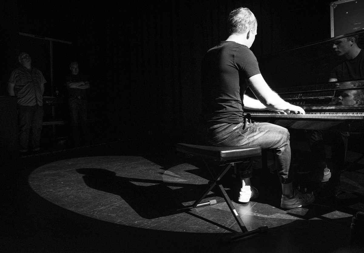 Kunst & Multimedia tweet media