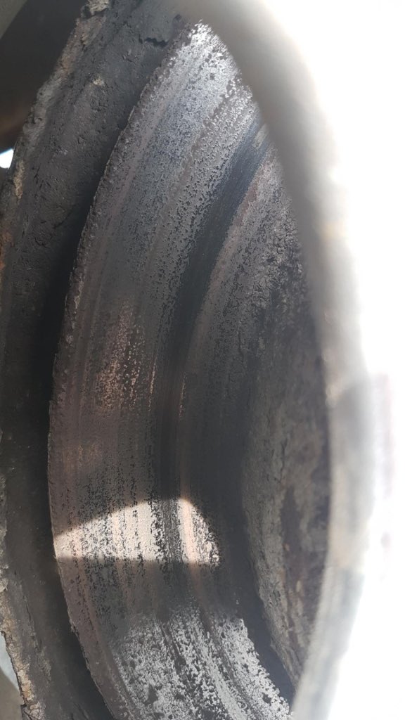 HRPSCMV's tweet photo. If you vehicle looks like this keep it off the road. You are not only endangering your life but those of other road users around you Plates were removed after stop by @HRPSBurl #CVSA Officer The inspector said metal was actually falling off the truck during the Lv 1 #wreckcheck https://t.co/o9ZpG5uN8u