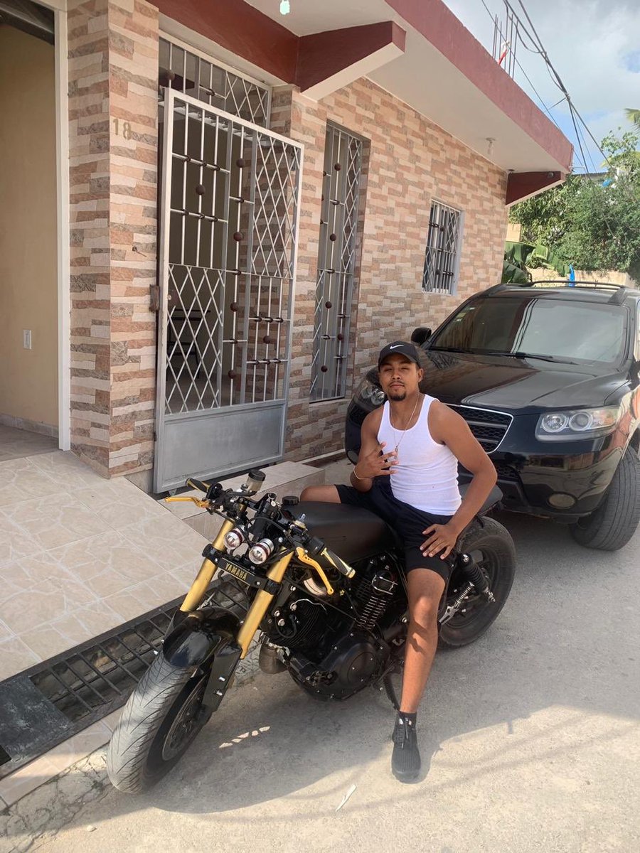 StanlyHector's tweet image. 🇩🇴😎 #LLN🕊