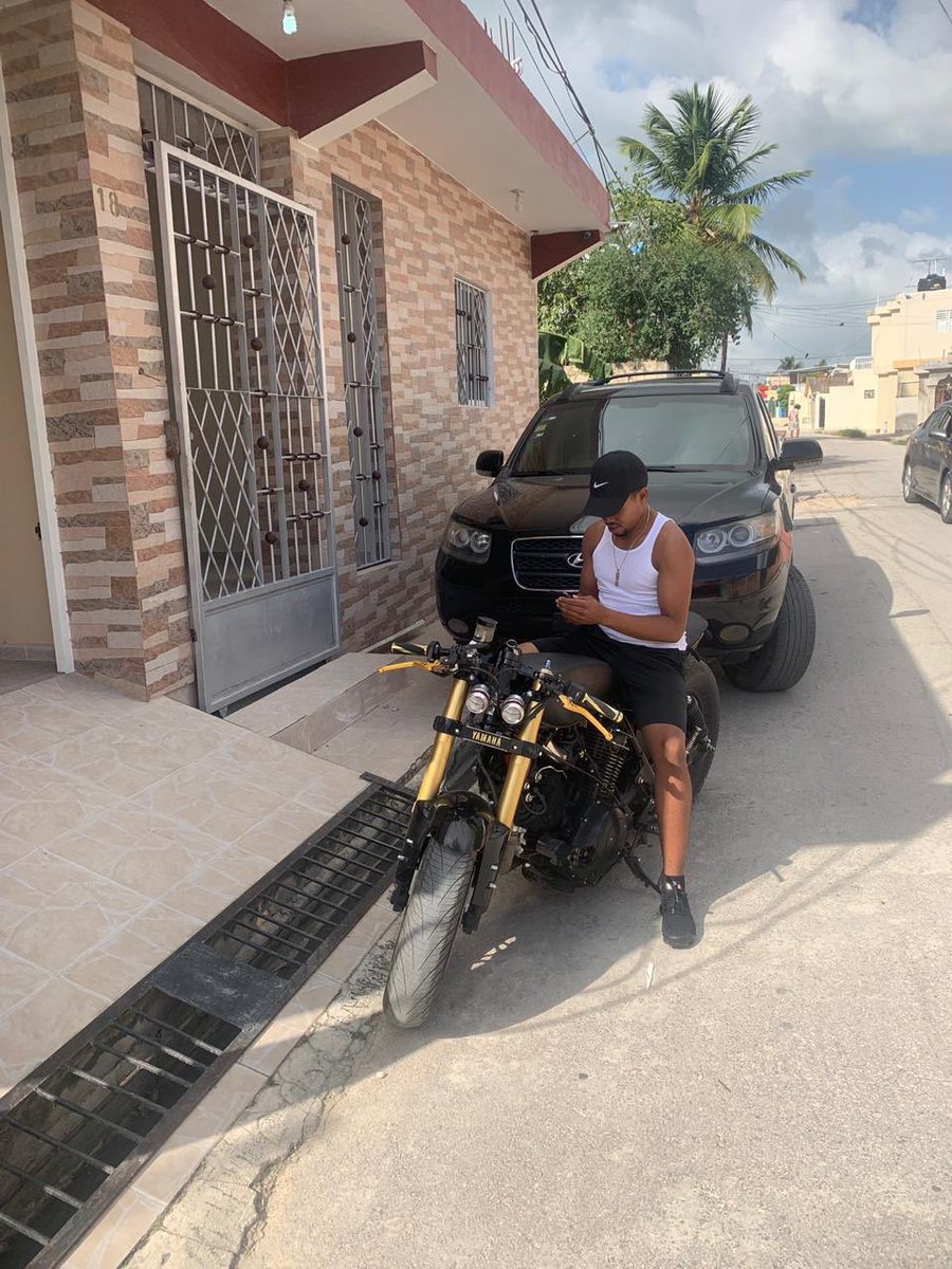 StanlyHector's tweet image. 🇩🇴😎 #LLN🕊